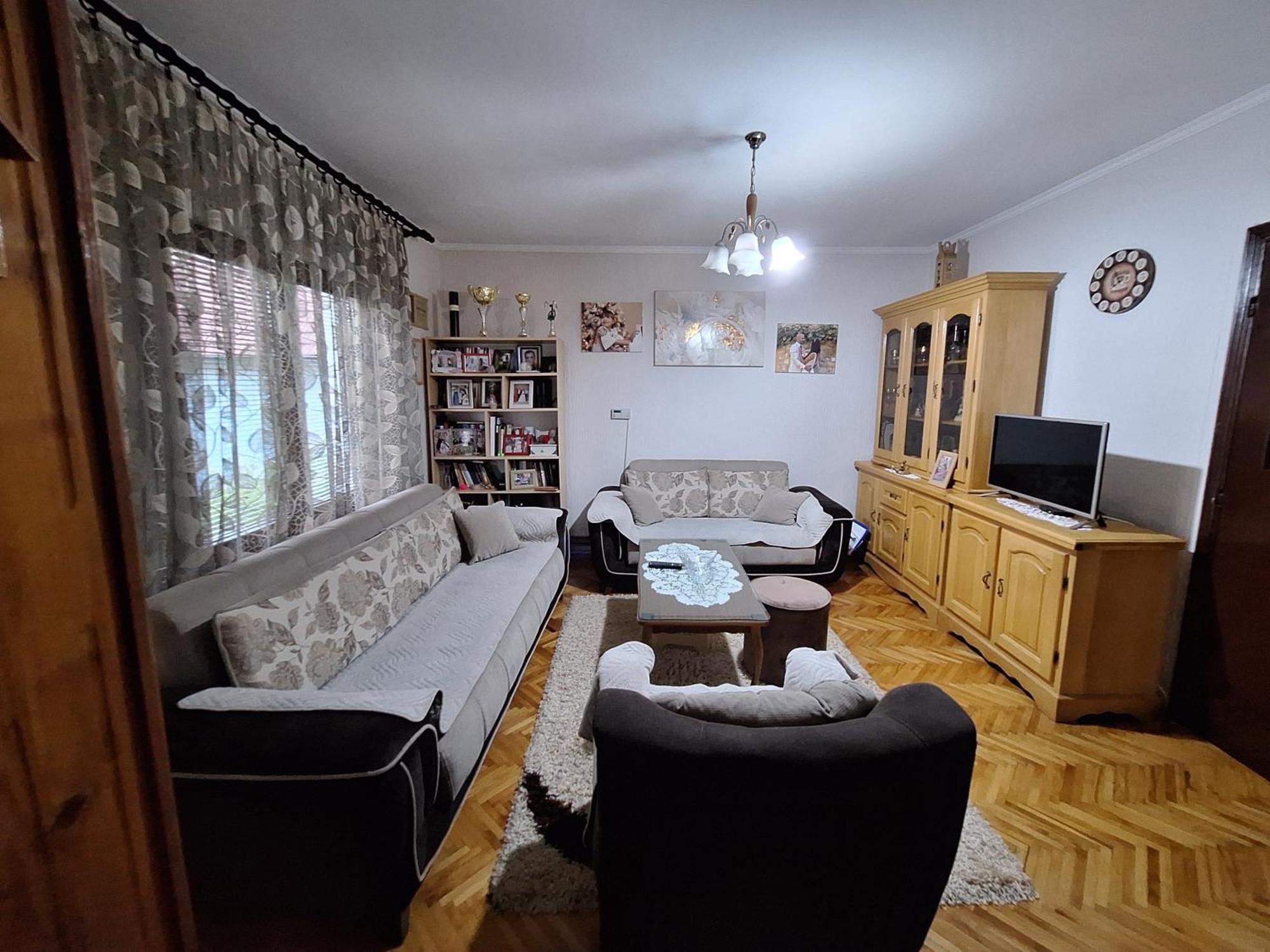 Apartman บายินา บาชตา ภายนอก รูปภาพ